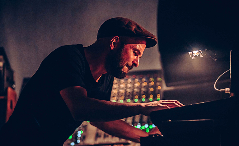 Nils Frahm — Key visual
